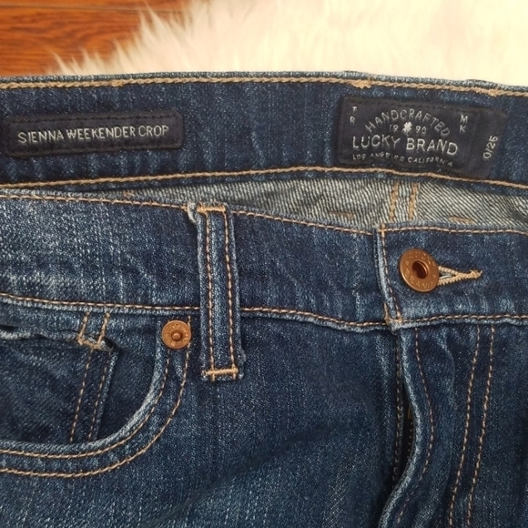 Lucky Brand Crop Jeans - Picture 6 of 7